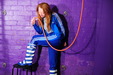 view details of set gm-4h018, Soaking herself and washing her hair in a blue tracksuit